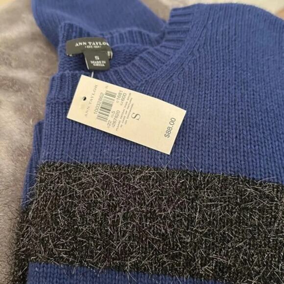 Ann Taylor Wool Cashmere Sweater Blue Black Stripes Women's Small NWT - Picture 3 of 10